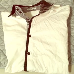 Beautifully tailored Italian button-down